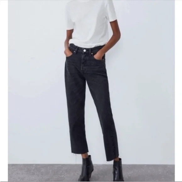 Zara Straight Black Button Fly High Rise Jeans - Picture 2 of 7